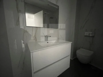 Apartamento T3 para Venda em Quelfes