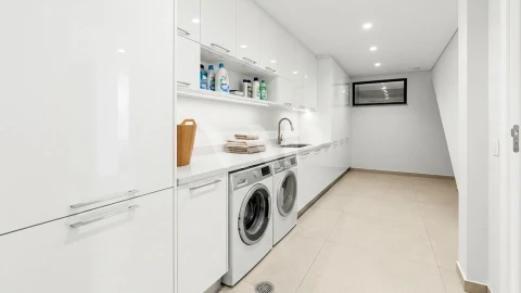 Moradia T4 para Venda em Quarteira