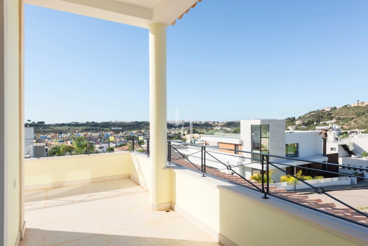 Moradia T4 para Venda em Albufeira e Olhos de Água Foto 24