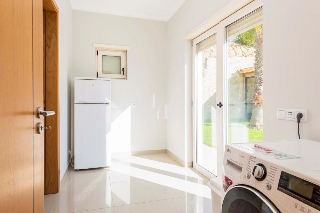 Moradia T4 para Venda em Albufeira e Olhos de Água Foto 12