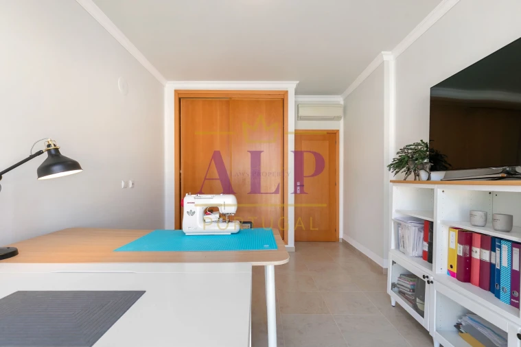 Apartamento T3 para Venda em Lagos (São Sebastião e Santa Maria) Foto 22