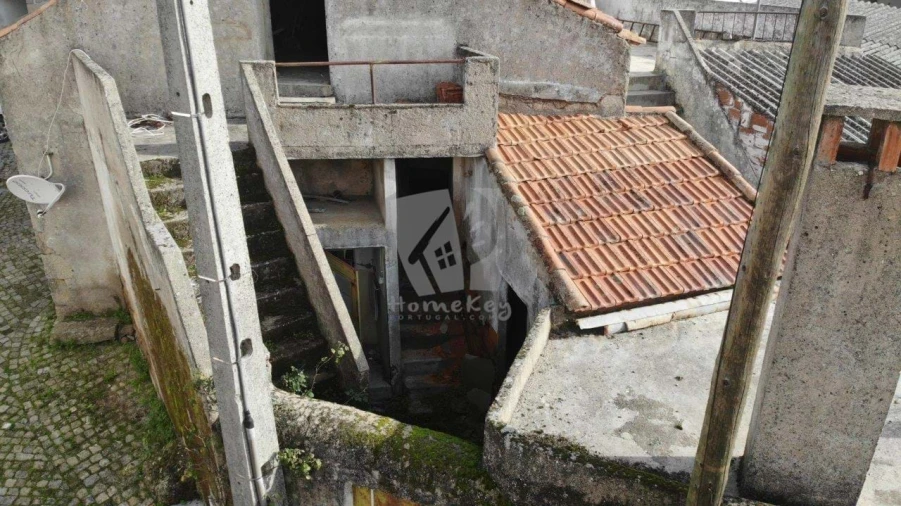 Moradia T1 para Venda em Castelo Branco Foto 34