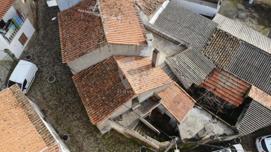 Moradia T1 para Venda em Castelo Branco Foto 33