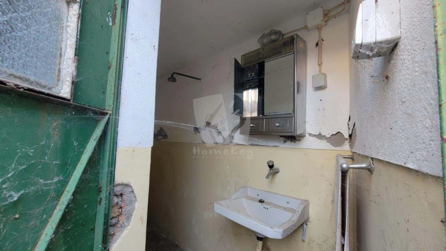 Moradia T1 para Venda em Castelo Branco Foto 13