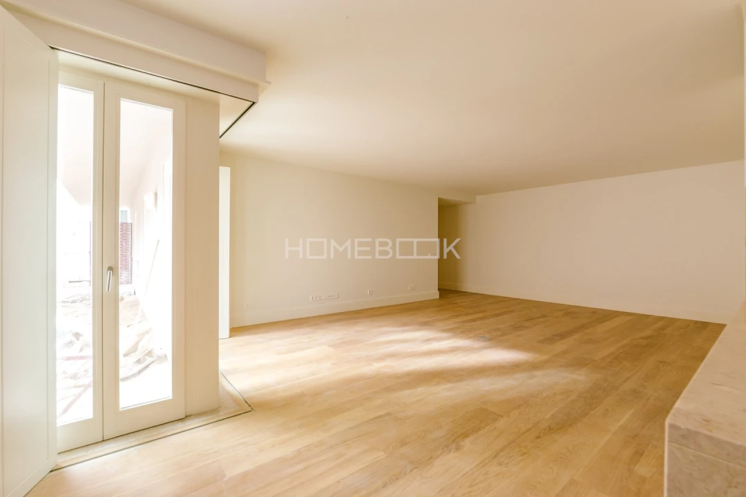 Apartamento T2 para Venda em Santo António Foto 4
