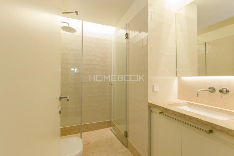 Apartamento T2 para Venda em Santo António Foto 13