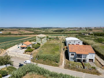 Terreno para Venda em Atouguia da Baleia