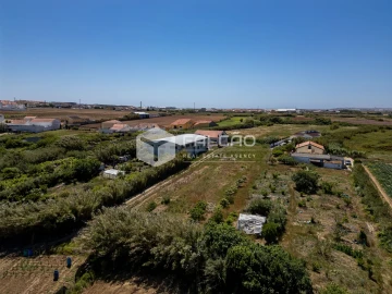 Terreno para Venda em Atouguia da Baleia