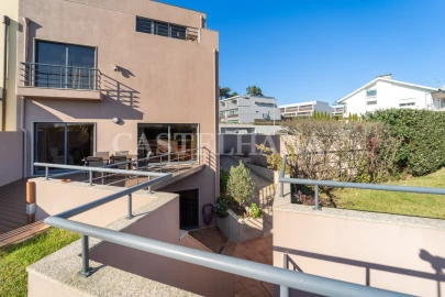 Moradia T5 para Venda em Aldoar, Foz do Douro e Nevogilde