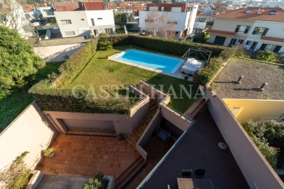 Moradia T5 para Venda em Aldoar, Foz do Douro e Nevogilde