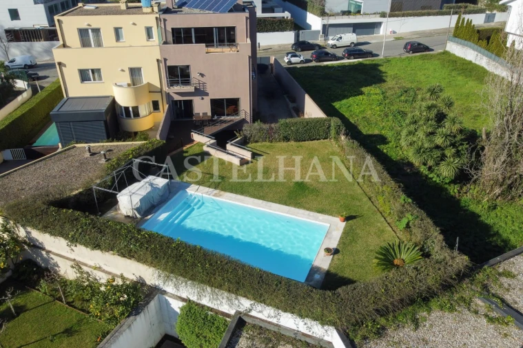 Moradia T5 para Venda em Aldoar, Foz do Douro e Nevogilde Foto 11