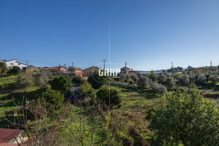 Moradia T3 para Venda em Lorvão Foto 51