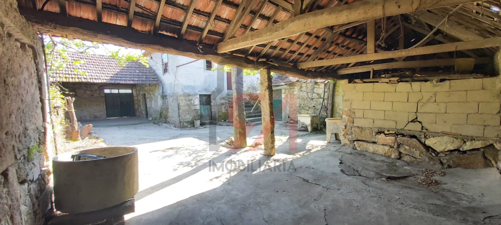 Quinta T0 para Venda em Meixomil Foto 4