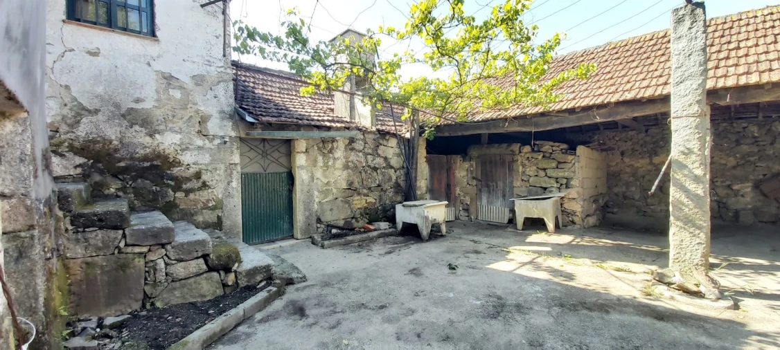 Quinta T0 para Venda em Meixomil Foto 4