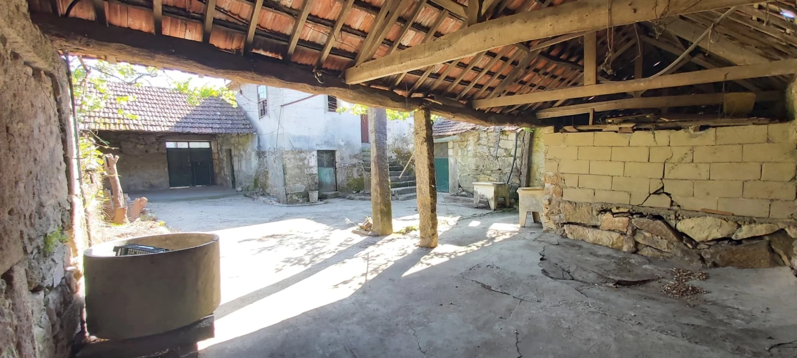 Quinta T0 para Venda em Meixomil Foto 6