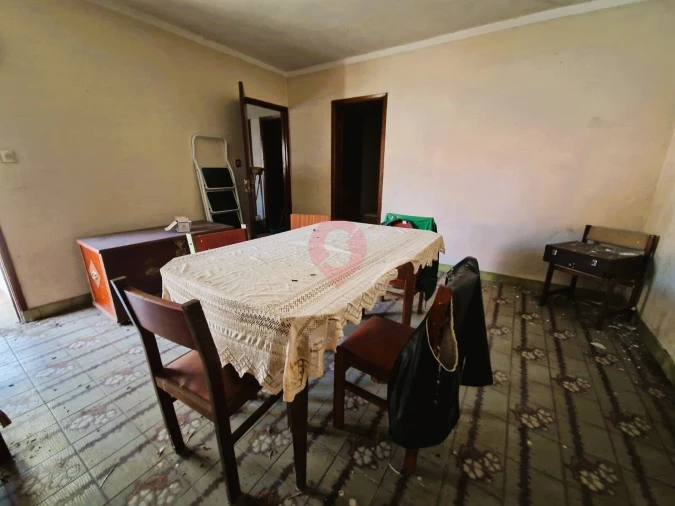 Moradia T2 para Venda em Alvaredo Foto 4