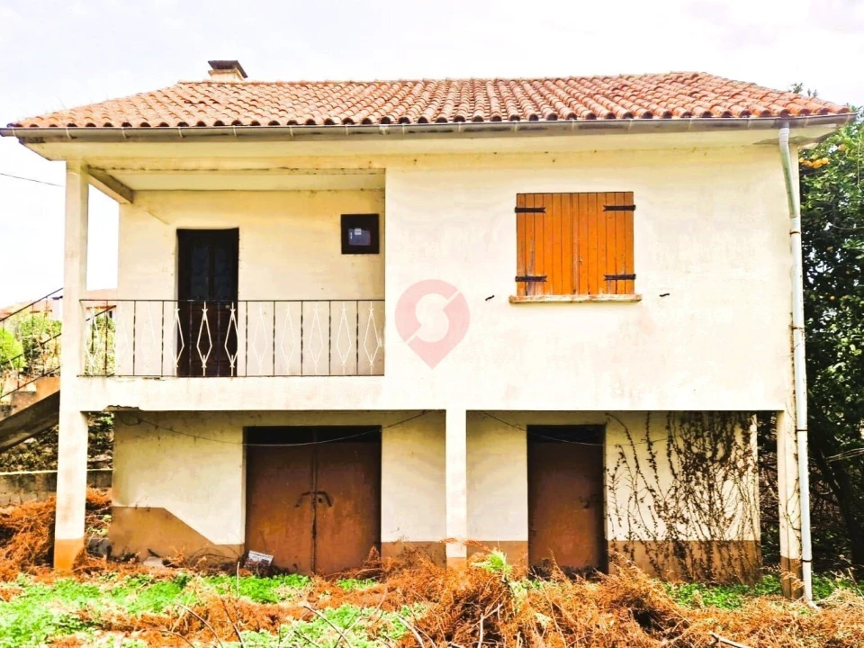 Moradia T2 para Venda em Alvaredo Foto 1