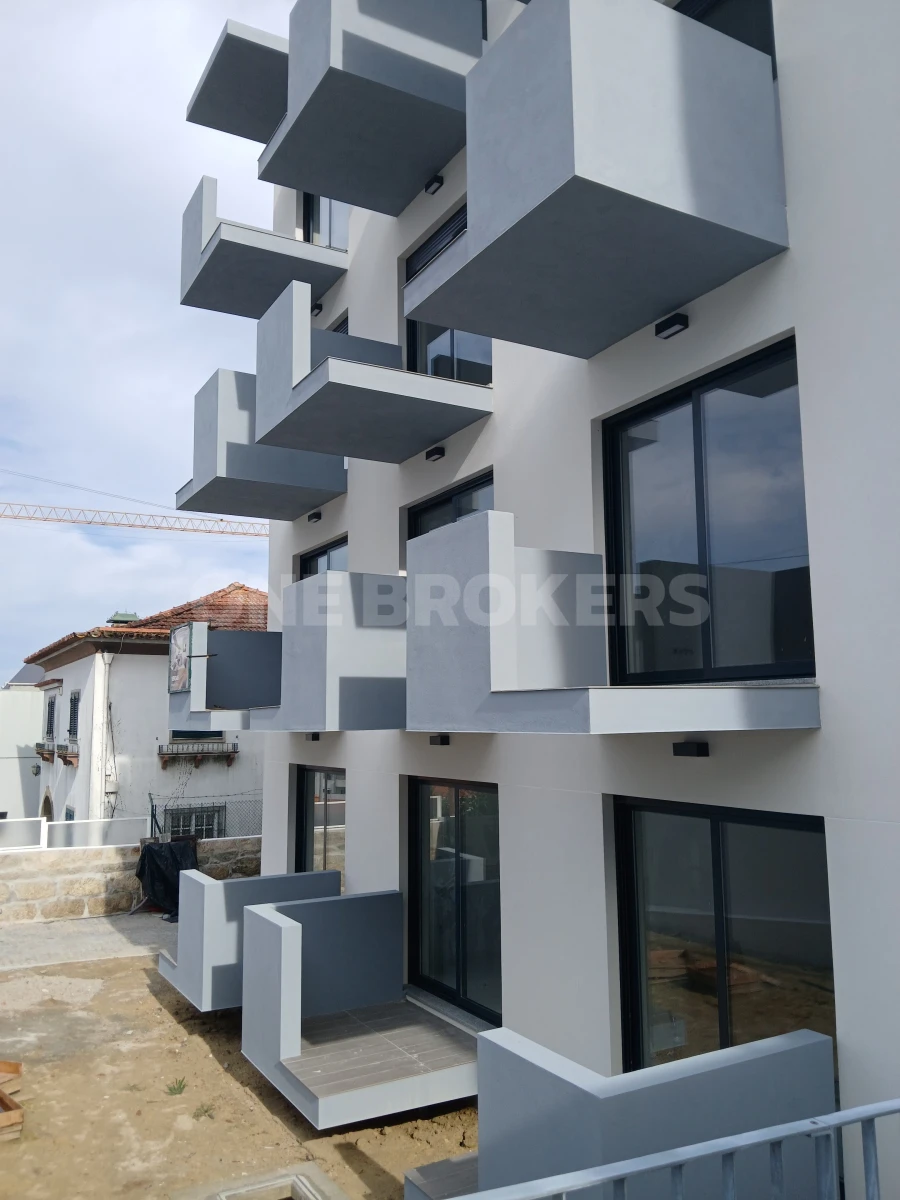 Apartamento T3 para Venda em Mafamude e Vilar do Paraíso Foto 1