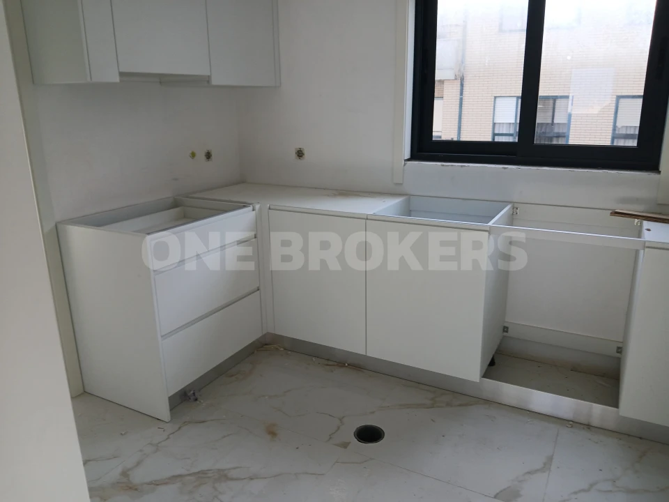 Apartamento T3 para Venda em Mafamude e Vilar do Paraíso Foto 12