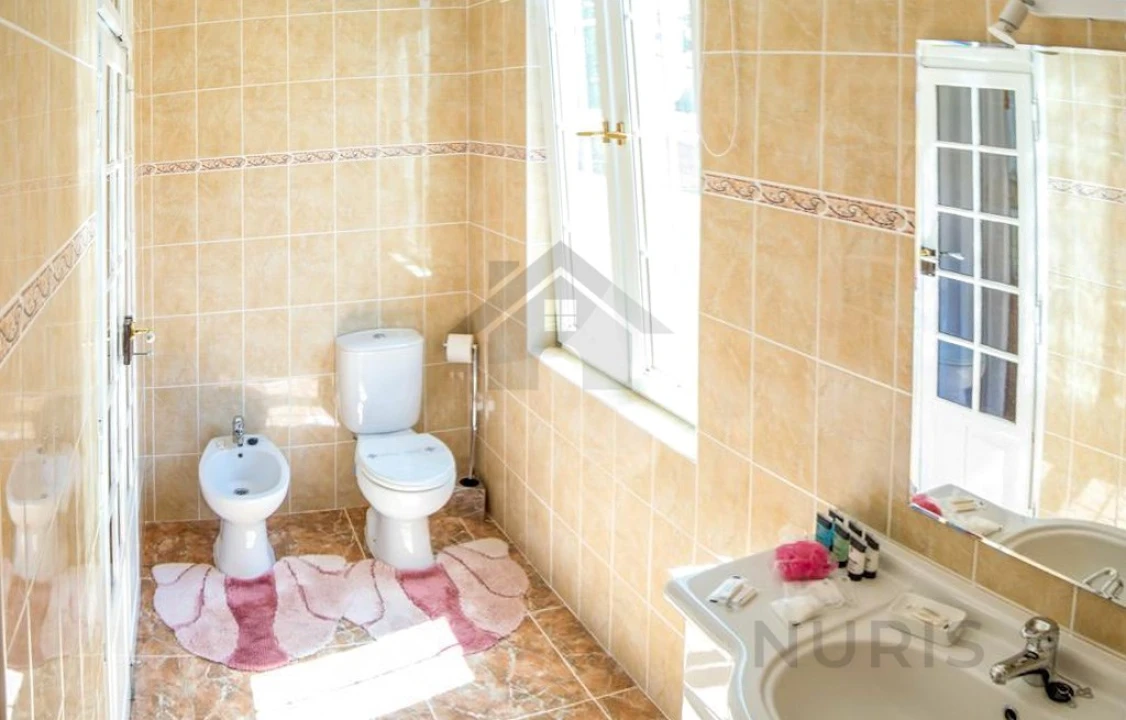 Moradia T6 para Venda em Silves Foto 34