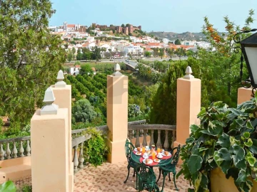 Moradia T6 para Venda em Silves
