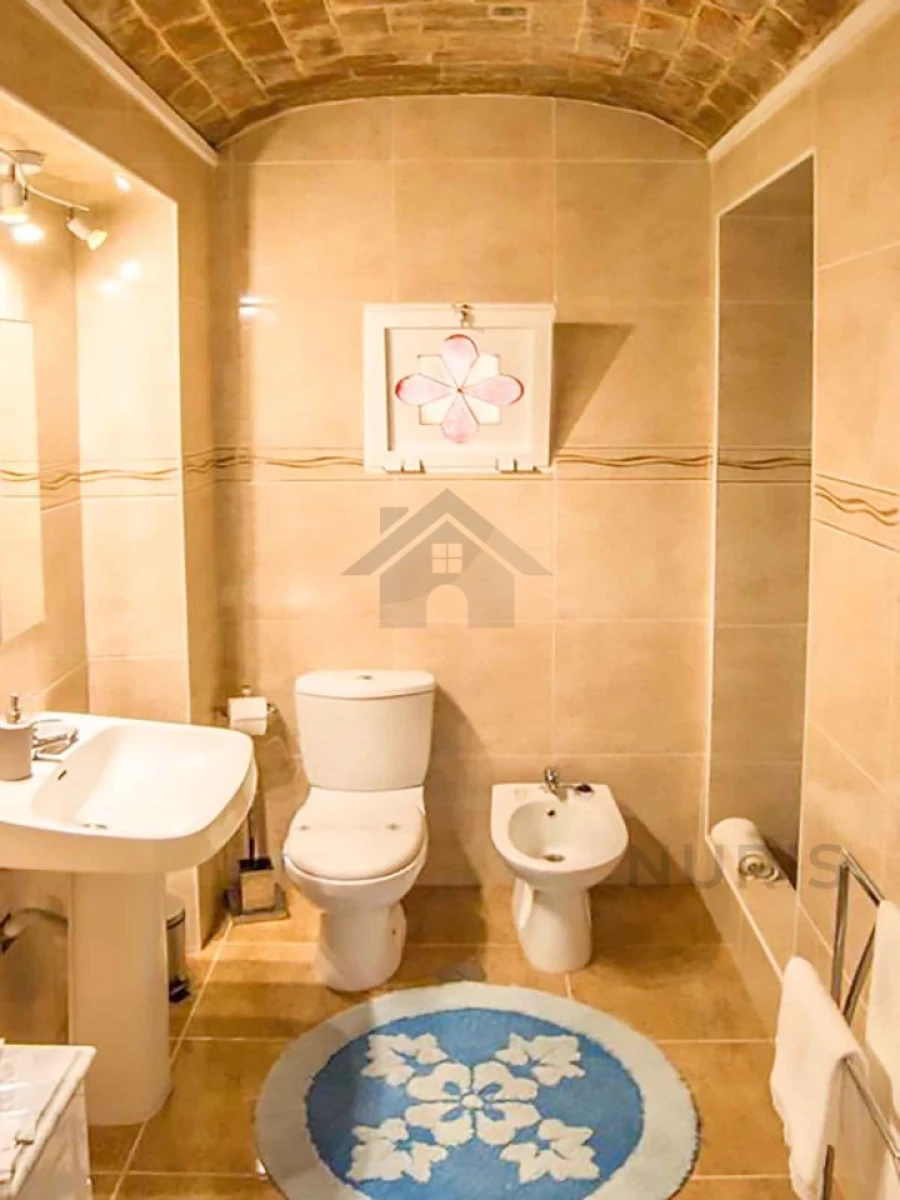 Moradia T6 para Venda em Silves Foto 32