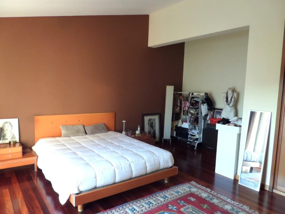 Moradia T4 para Venda em Loivo Foto 18