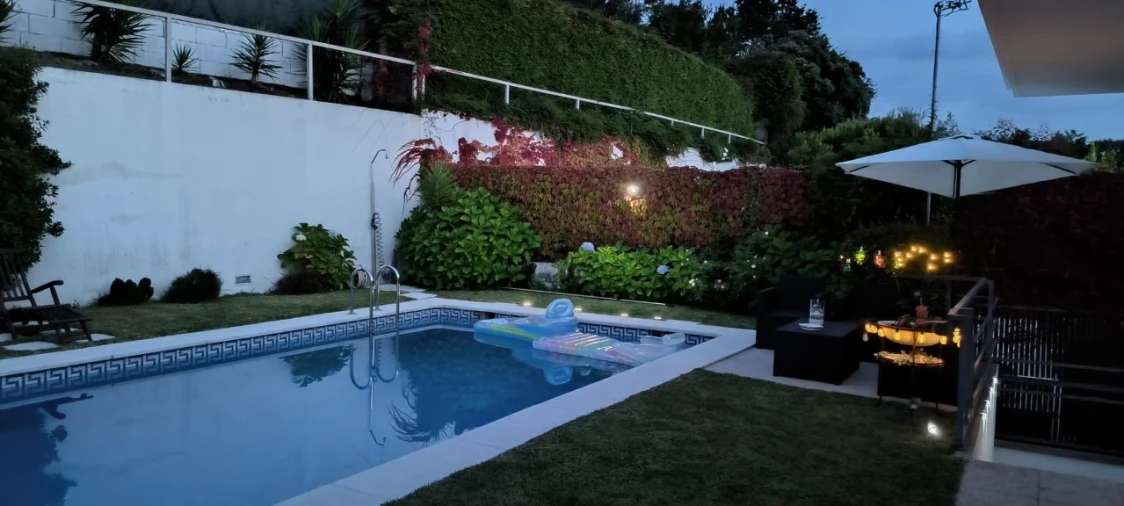 Moradia T4 para Venda em Loivo Foto 33