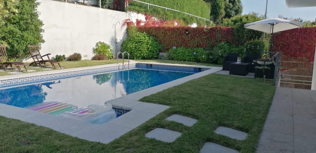 Moradia T4 para Venda em Loivo Foto 38