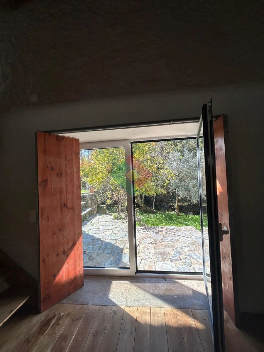 Moradia T3 para Venda em São Salvador da Aramenha Foto 13