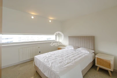 Apartamento T4 para Venda em Póvoa de Varzim, Beiriz e Argivai