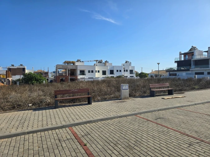 Terreno para Venda em Moncarapacho e Fuseta Foto 3