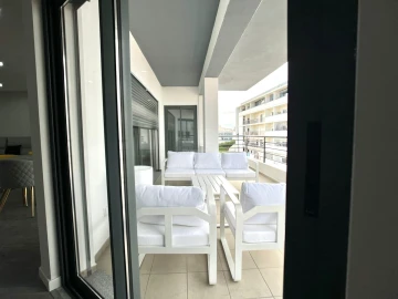 Apartamento T3 para Venda em Quelfes