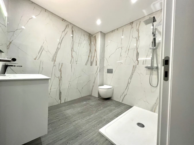 Apartamento T3 para Venda em Quelfes Foto 20