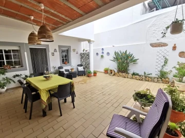 Moradia T3 para Venda em Olhão
