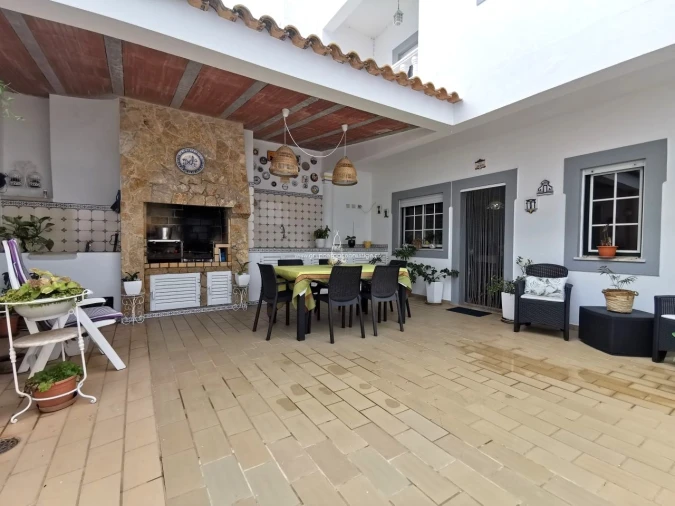 Moradia T3 para Venda em Olhão Foto 7