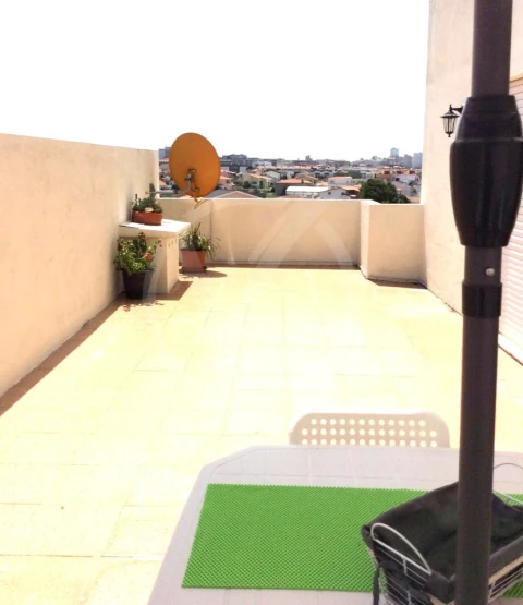 Apartamento T1 para Venda em Aver-O-Mar, Amorim e Terroso