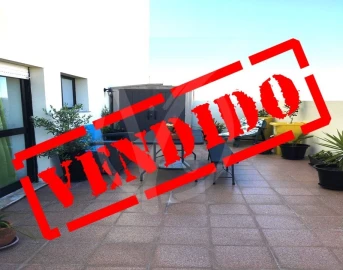 Apartamento T1 para Venda em Aver-O-Mar, Amorim e Terroso