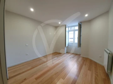 Apartamento T3 para Venda em Póvoa de Varzim, Beiriz e Argivai