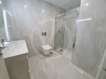 Apartamento T3 para Venda em Póvoa de Varzim, Beiriz e Argivai
