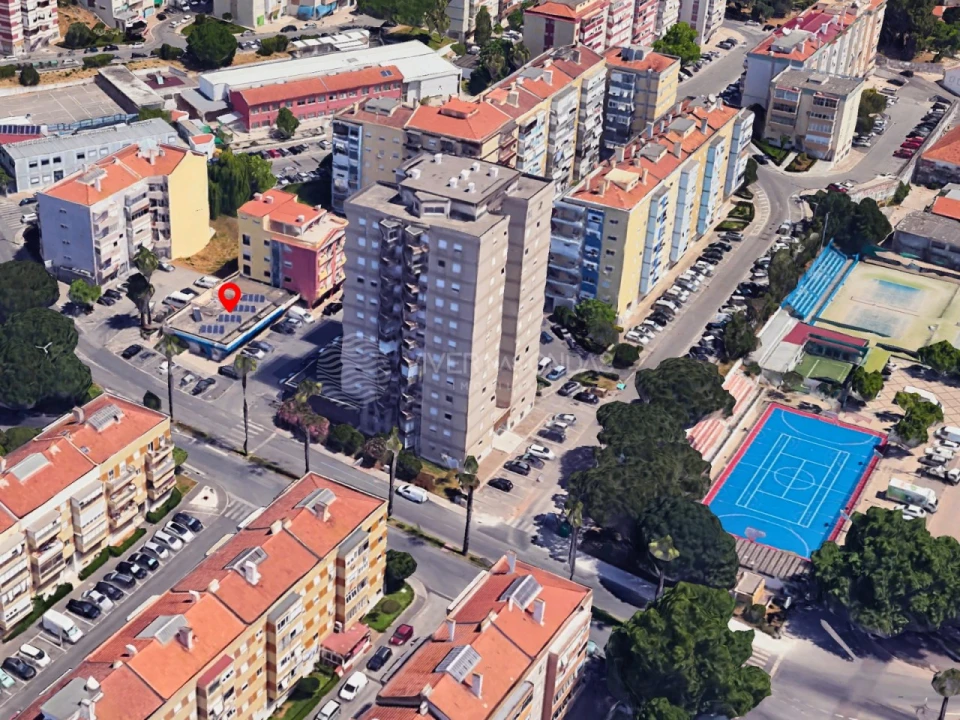 Loja para Venda em Póvoa de Santo Adrião e Olival Basto Foto 11