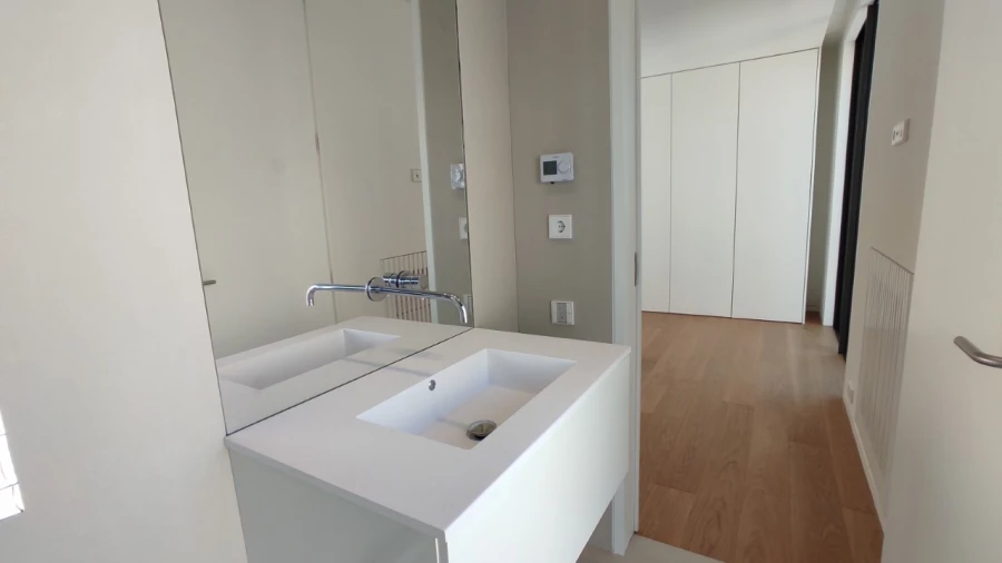 Apartamento T3 para Venda em Aldoar, Foz do Douro e Nevogilde Foto 18