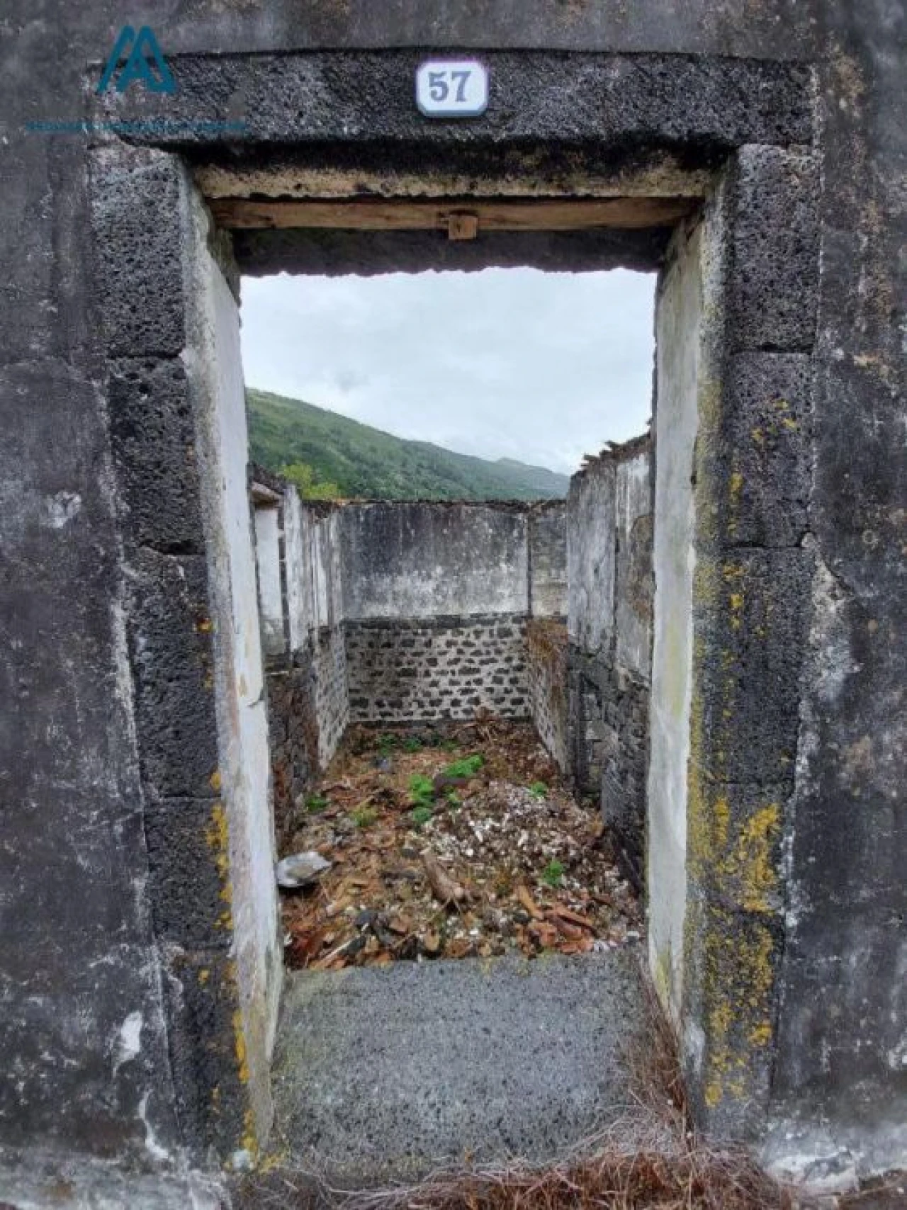 Moradia para Venda em Lajes do Pico Foto 6