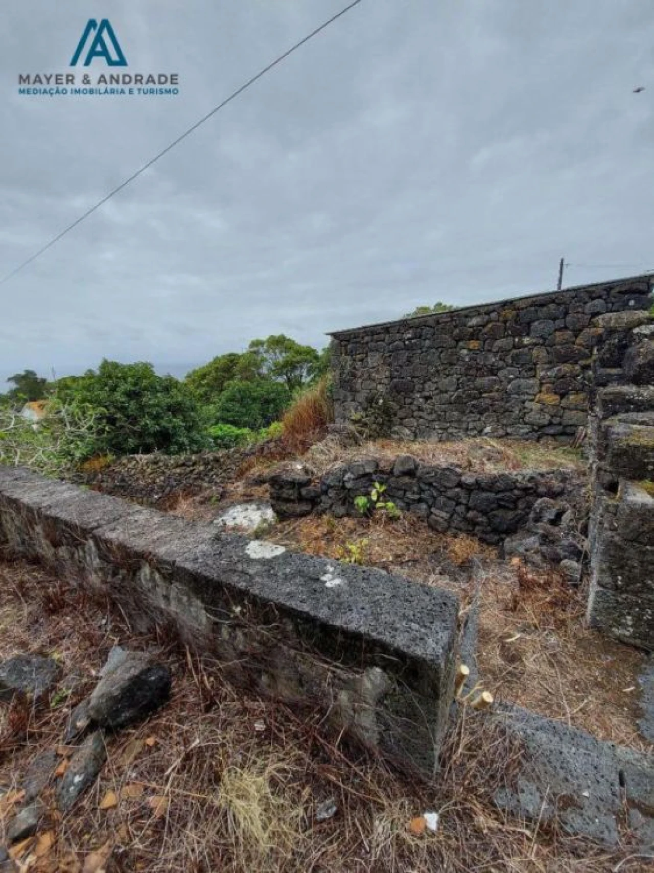 Moradia para Venda em Lajes do Pico Foto 9