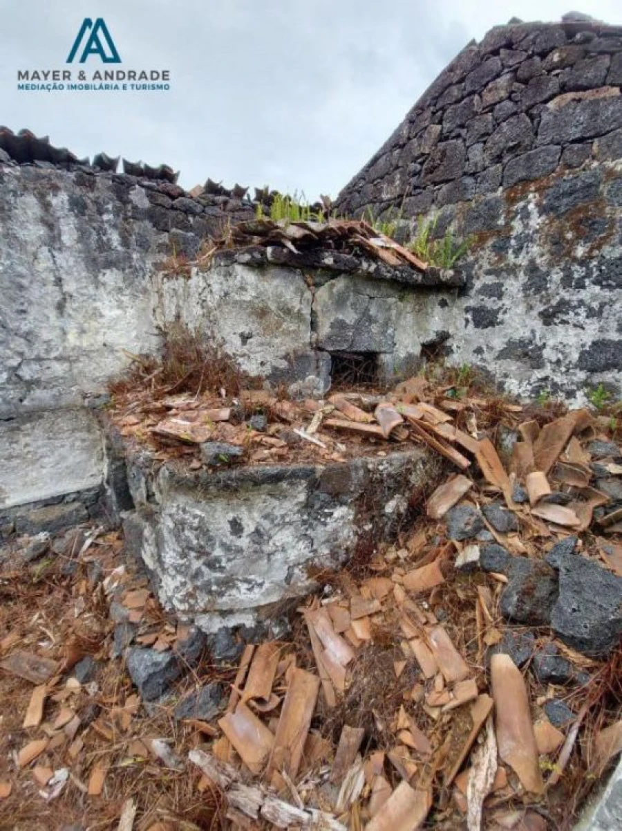 Moradia para Venda em Lajes do Pico Foto 15