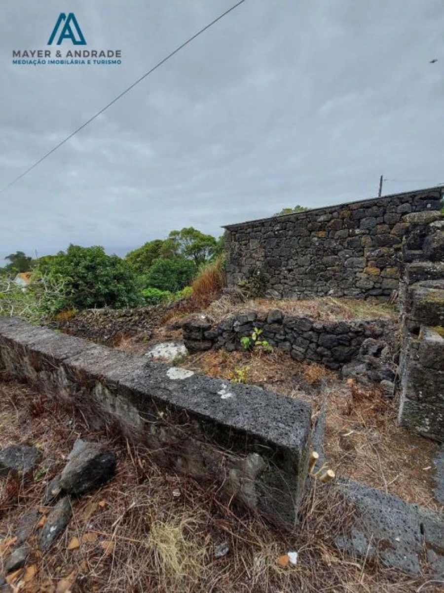Moradia para Venda em Lajes do Pico Foto 9