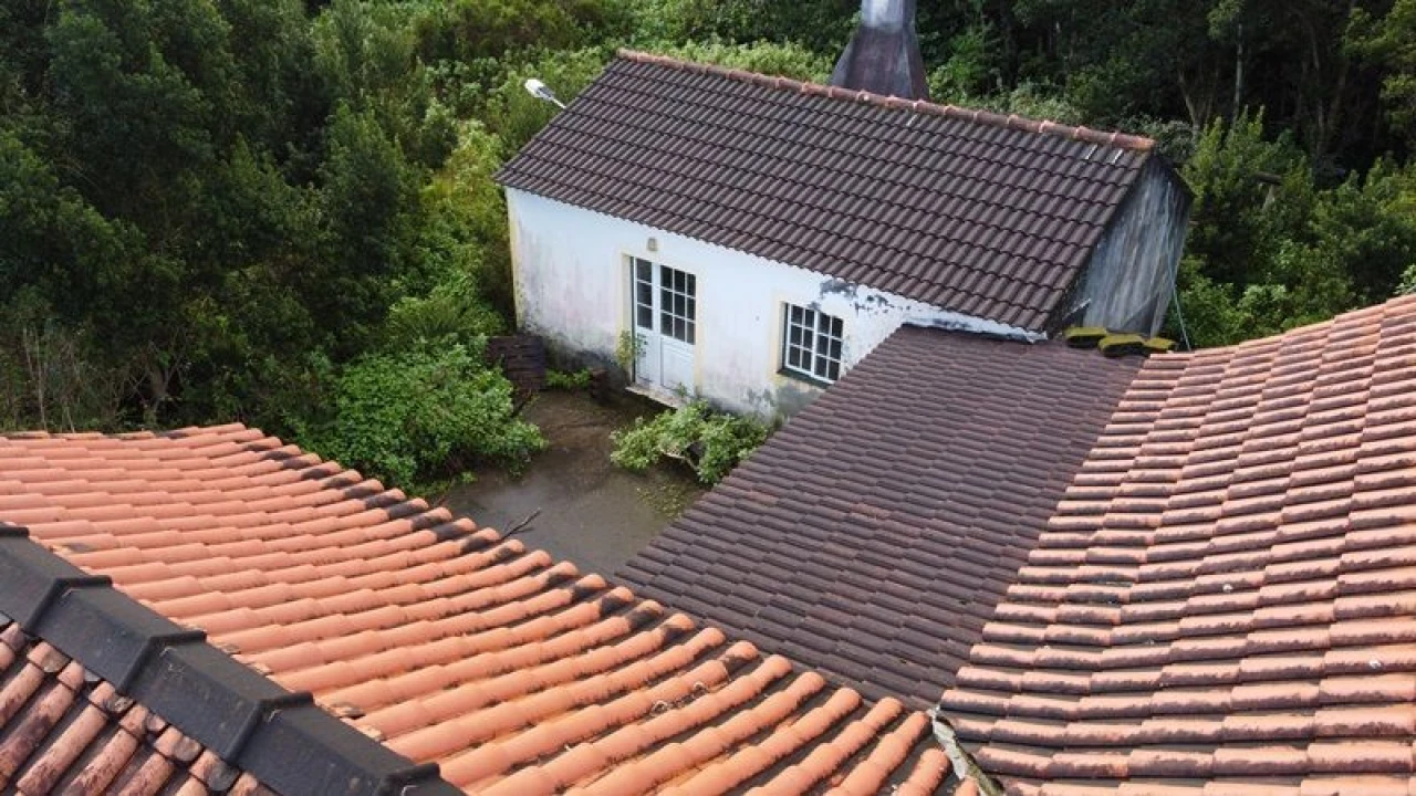 Moradia T5 para Venda em Santo Amaro Foto 17