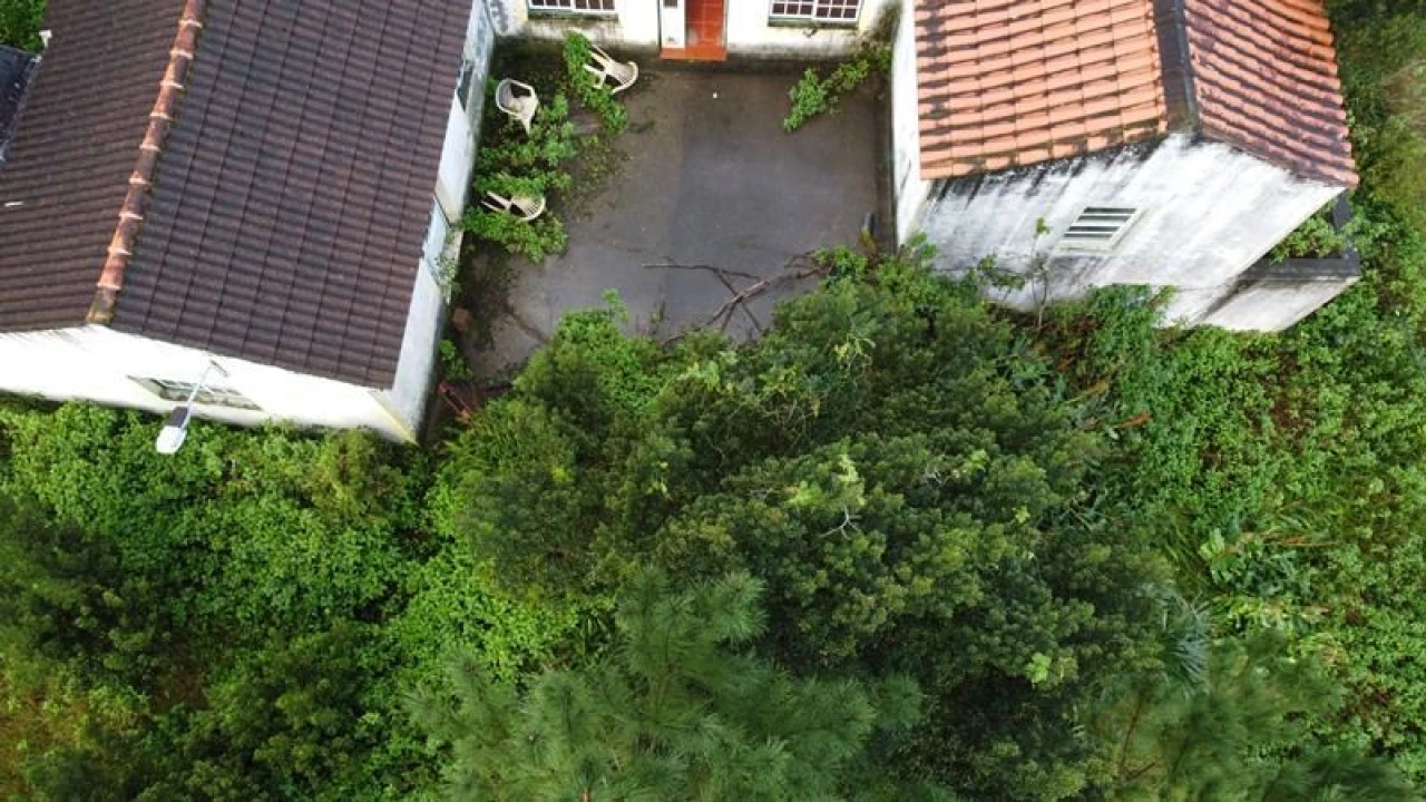 Moradia T5 para Venda em Santo Amaro Foto 19