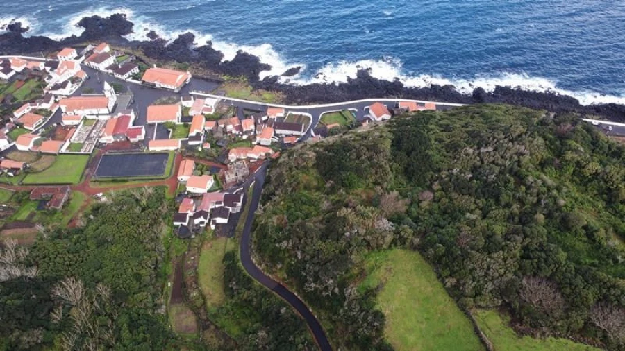 Moradia T5 para Venda em Santo Amaro Foto 10