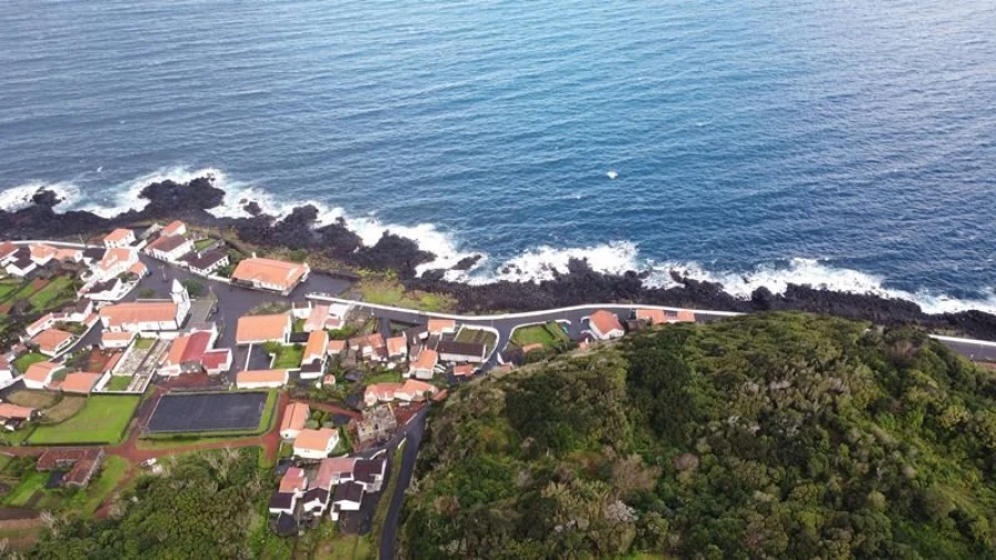 Moradia T5 para Venda em Santo Amaro Foto 9